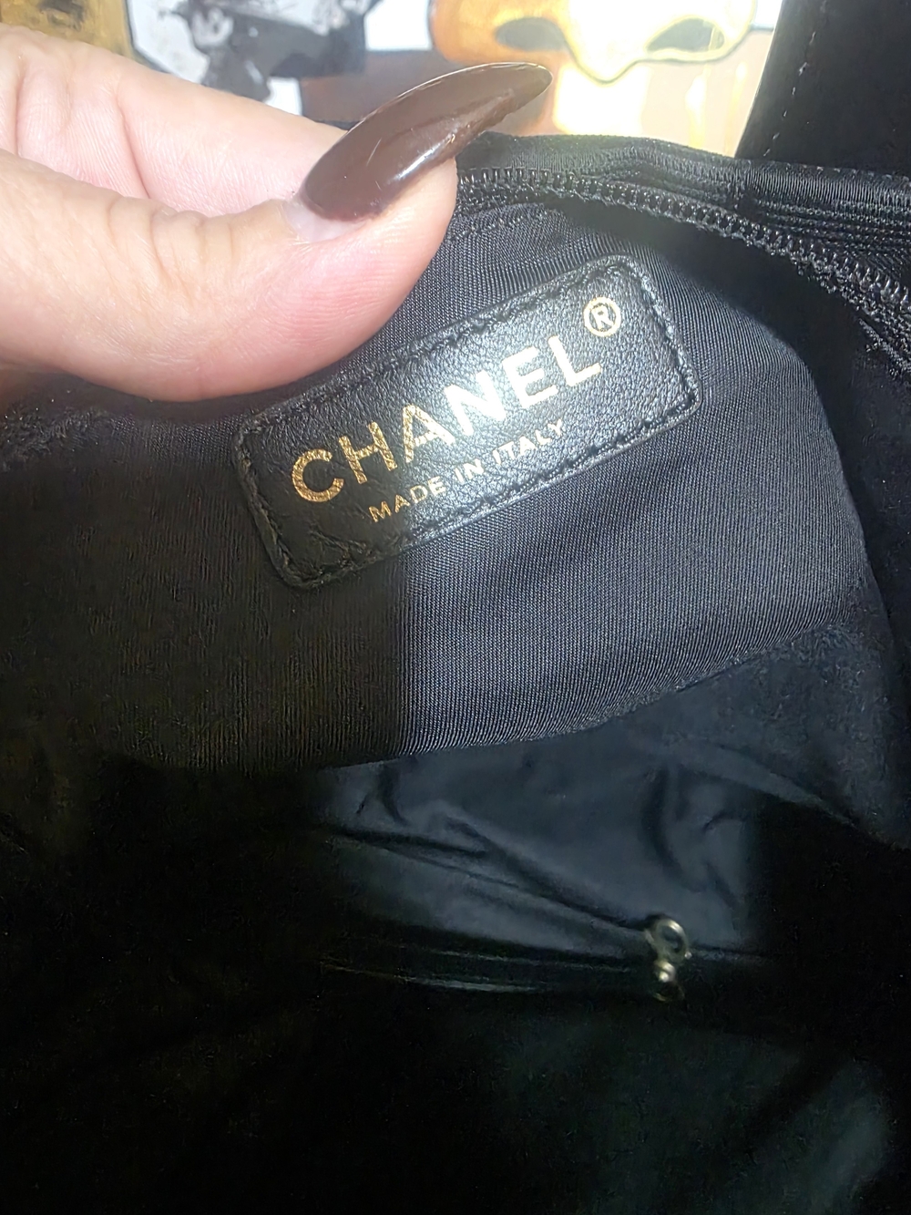 Chanel Black Leather Women's Handbag - Gold Logo